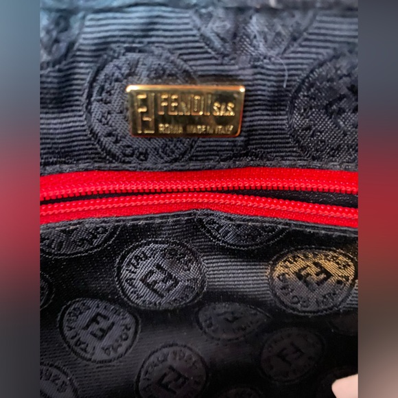 Fendi vintage red canvas bag - Picture 10 of 11